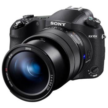 Sony RX10 Mark IV Dijital Fotoğraf Makinesi