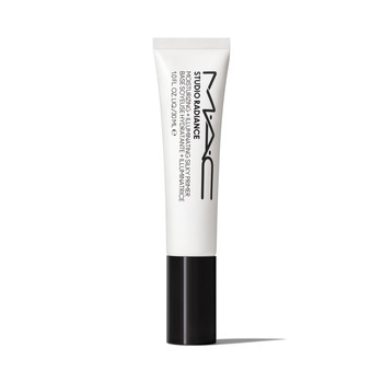 MAC Studio Radiance Makyaj Bazı